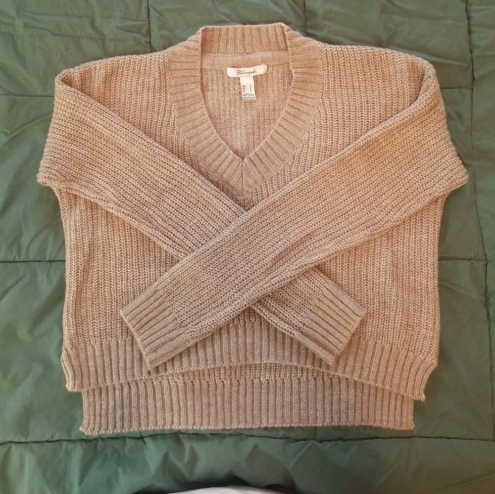 Cute and very soft light grey knit sweater